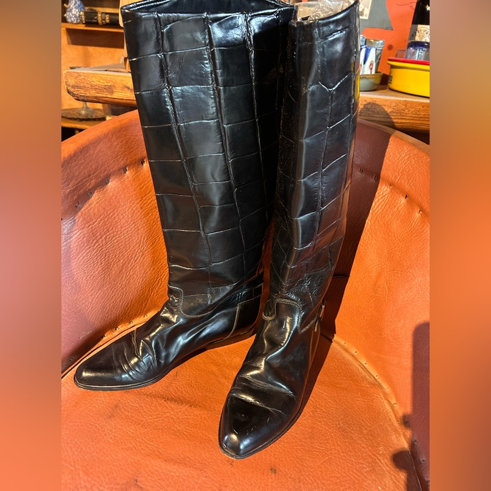 Charles David Black Leather Boots — VINTAGE